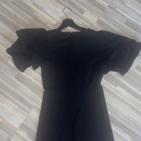 Black frills sleeve jumpsuit. - Picture 3 of 5